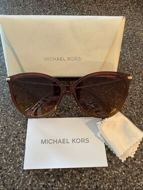 LIKE NEW! Michael Kors Women's Brown Sunglasses